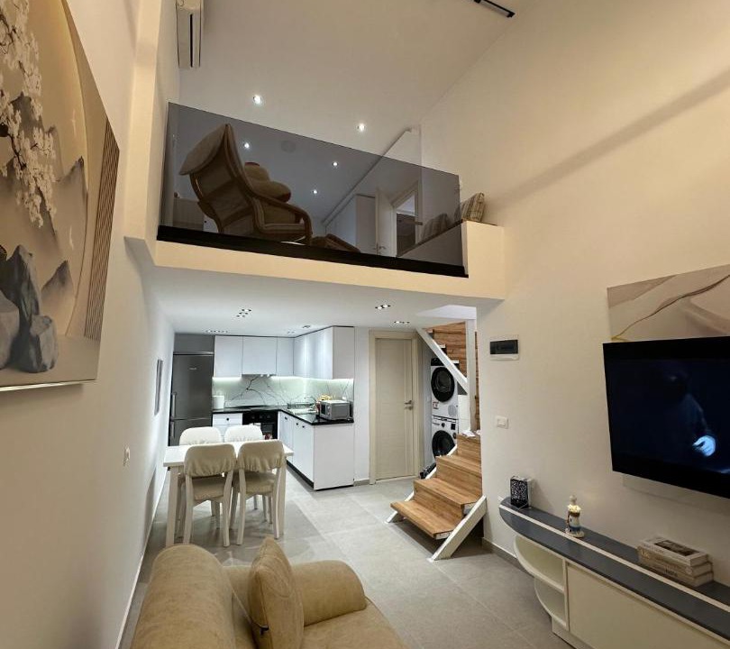 Shkembi i Kavajes Apartment | Nevi's Room 2