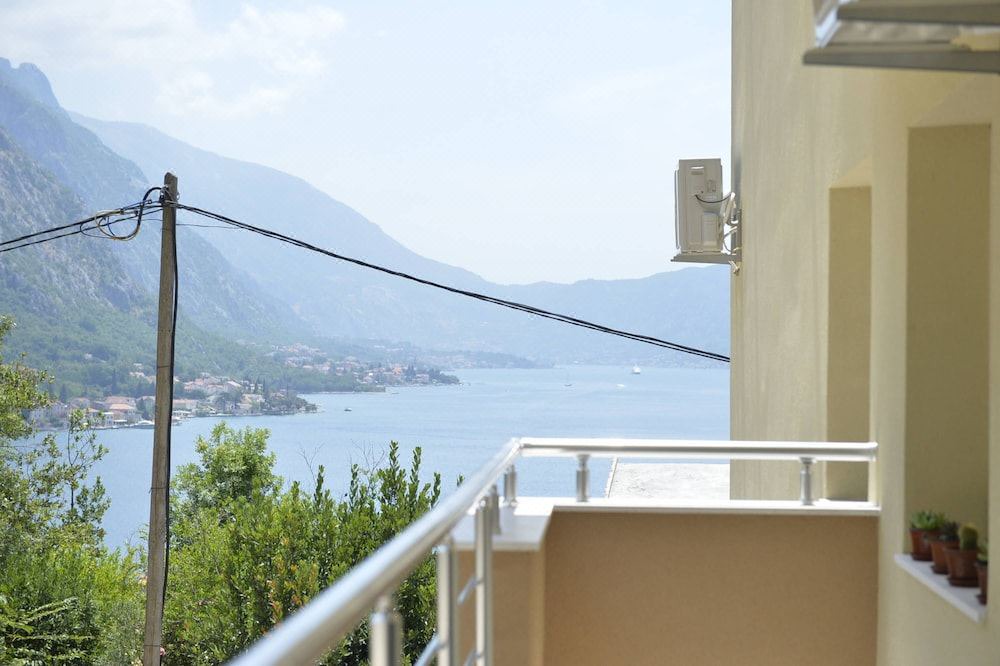 Photo of Others in Orahovac