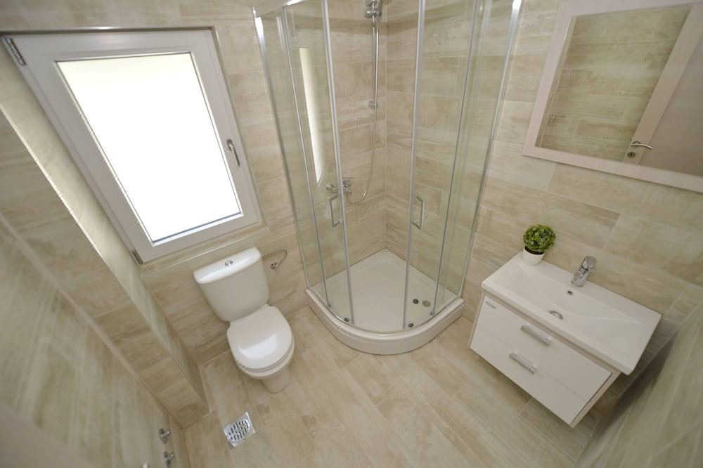 Photo of Bathroom in Orahovac