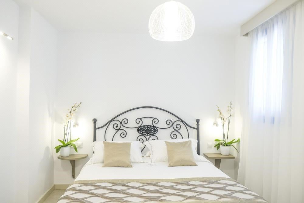 Photo of Bedroom in Elia
