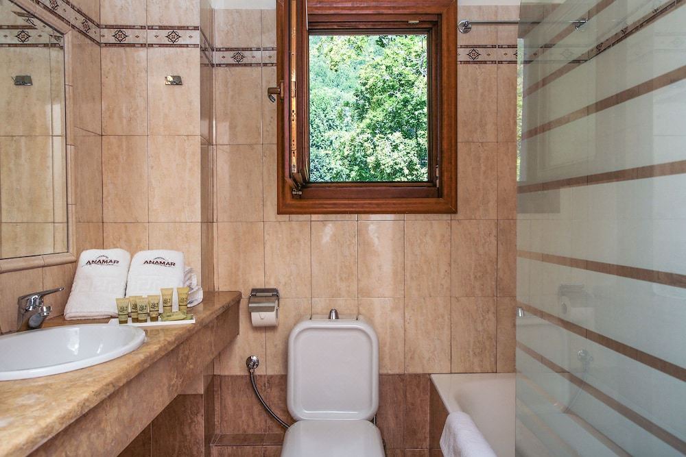 Photo of Bathroom in Hania