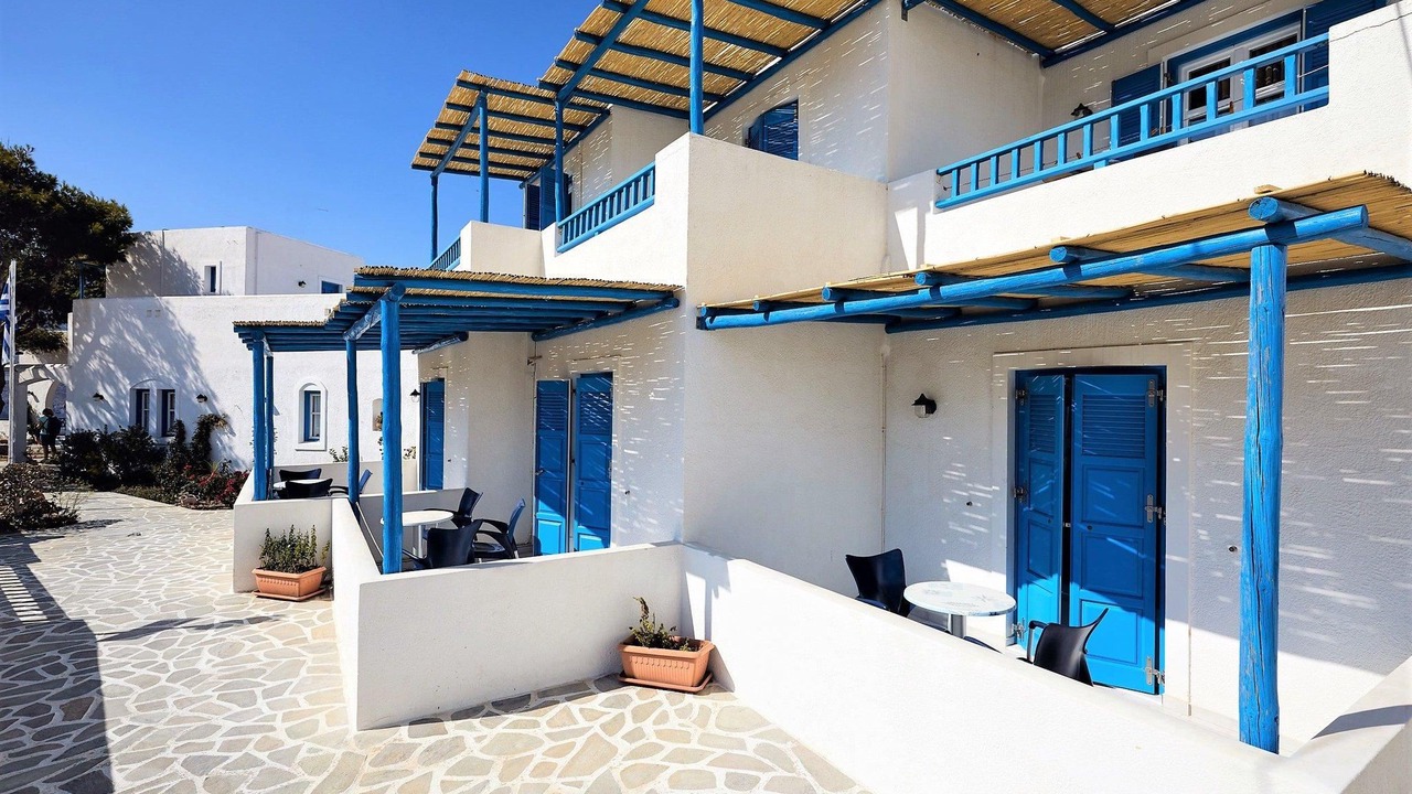 Photo of Buildings in Tholaria