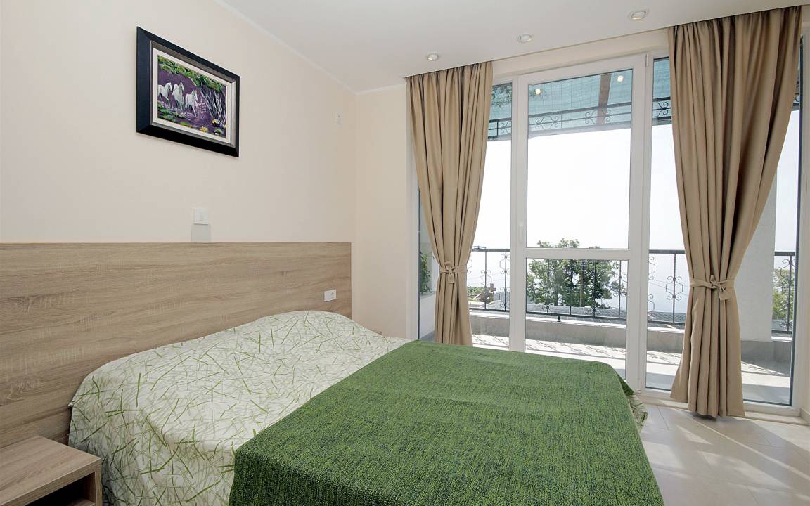 Photo of Bedroom in Sutomore