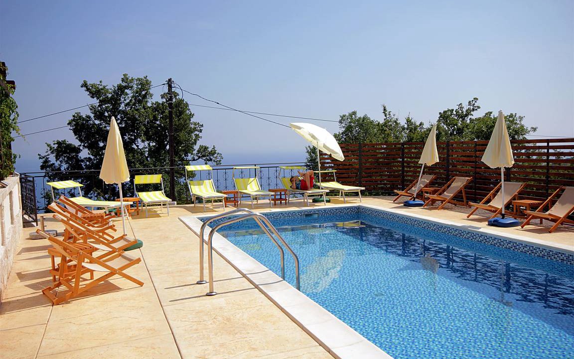 Photo of Patio Balcony in Sutomore