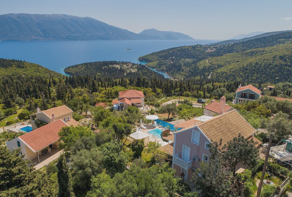 Photo of Outdoor in Tselendata