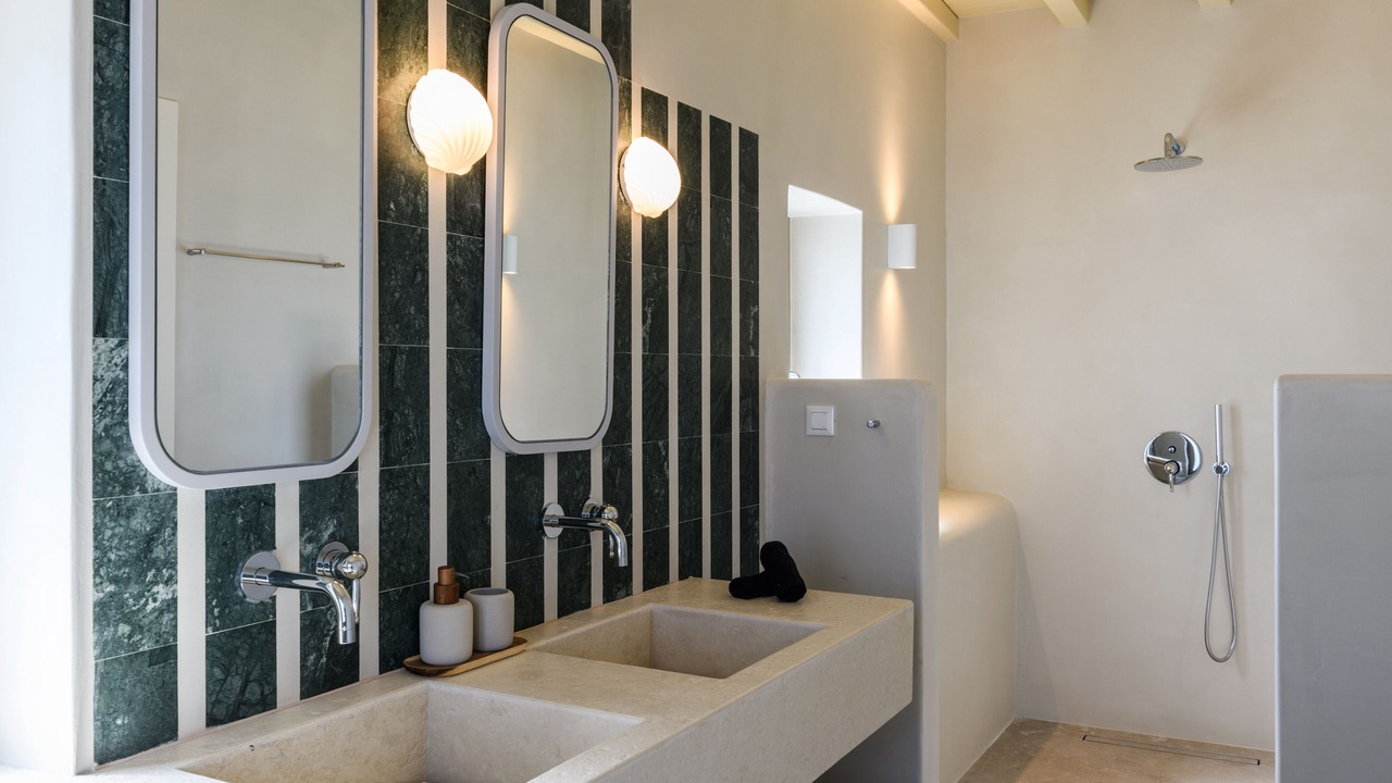Photo of Bathroom in Ano Mera