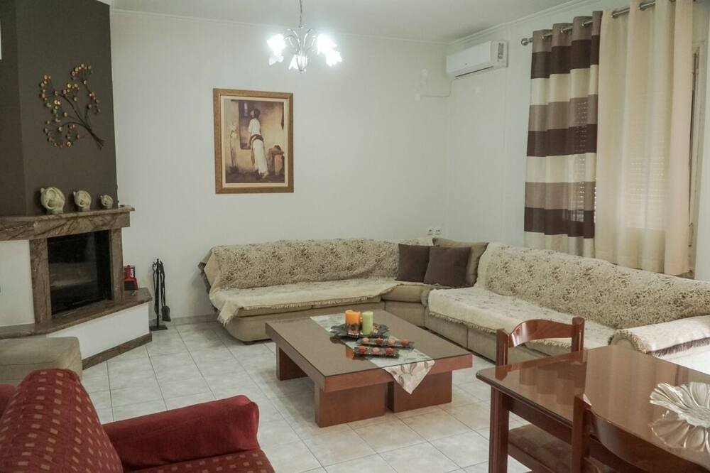 Photo of Livingroom in Kalambaka