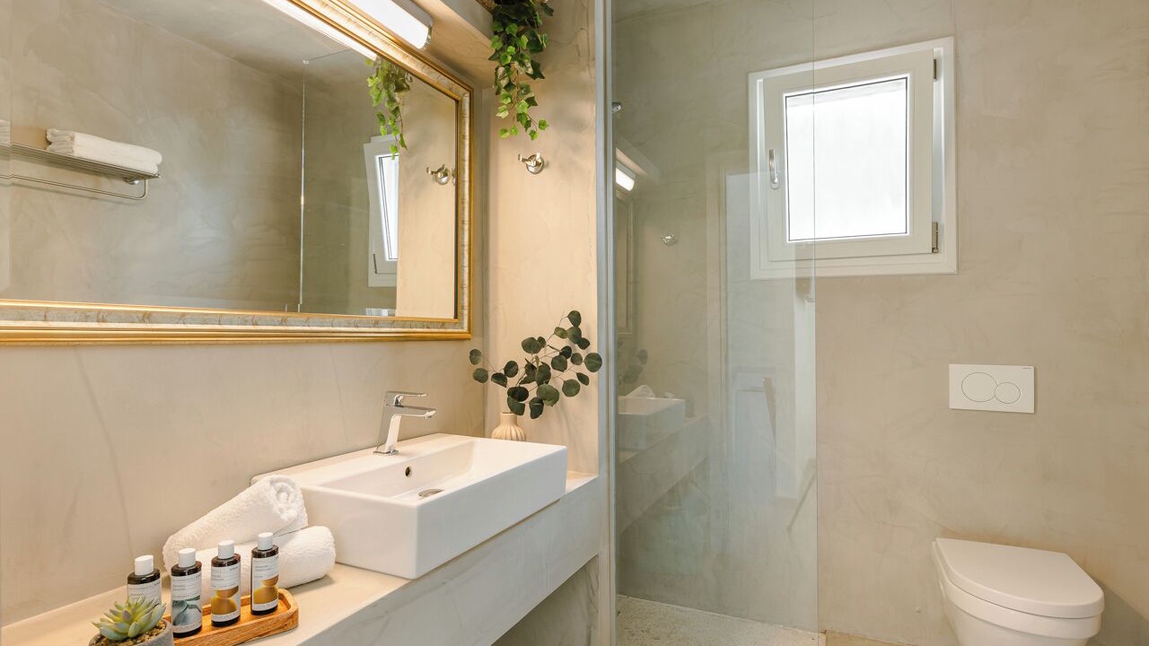Photo of Bathroom in Lixouri