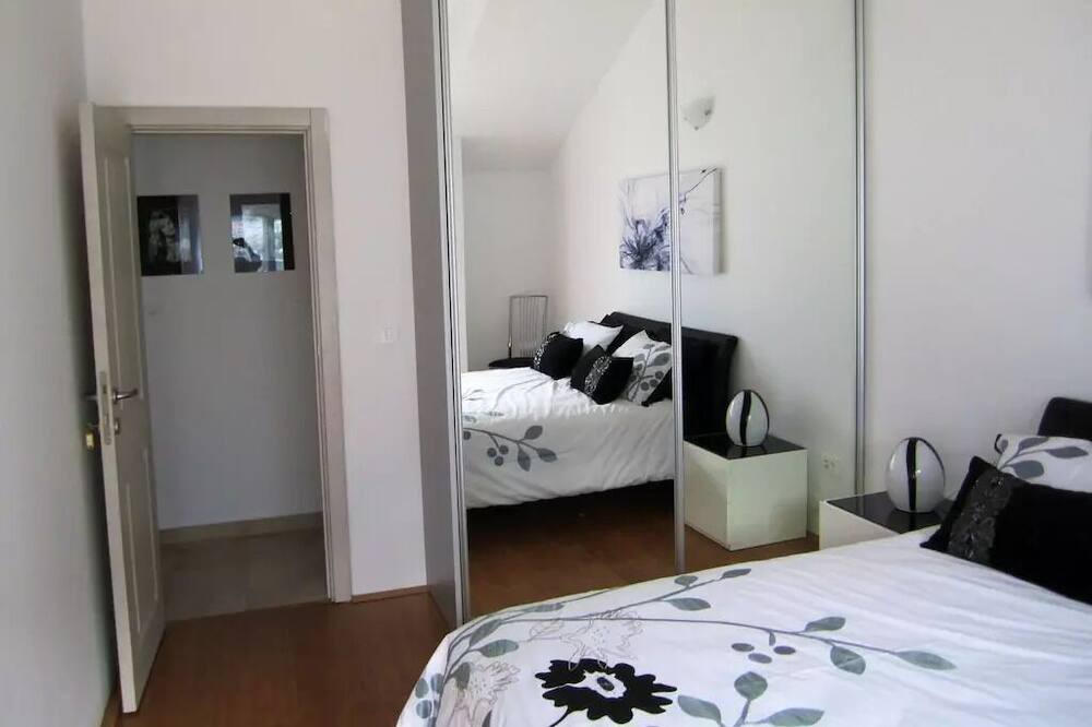 Photo of Bedroom in Muo