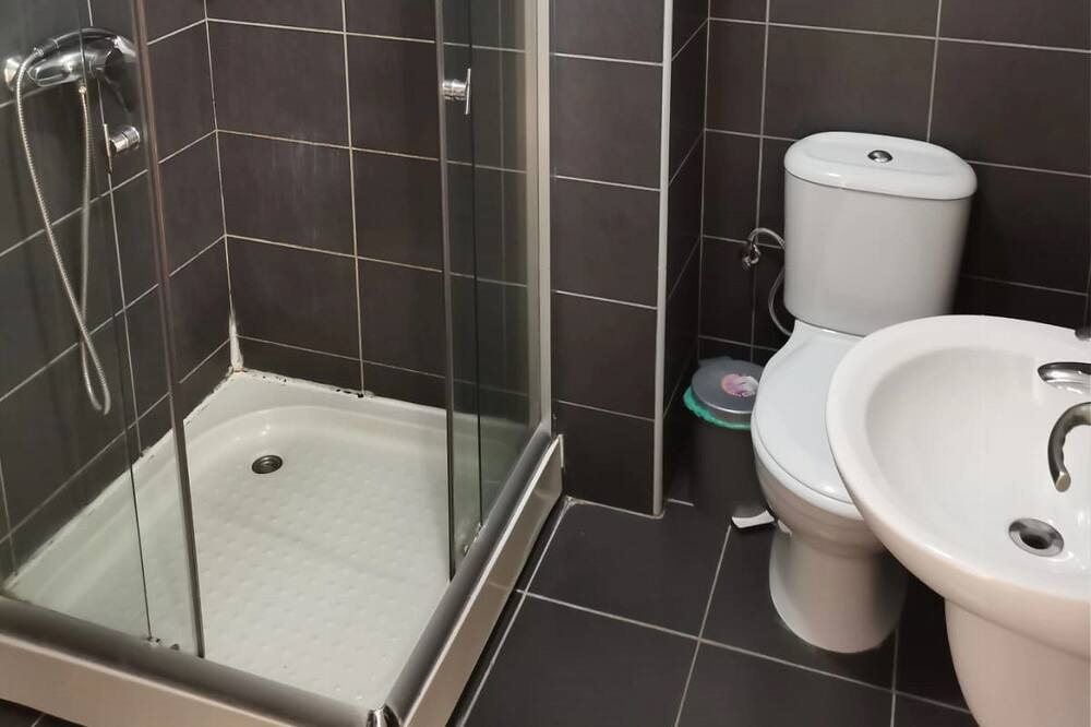 Photo of Bathroom in Muo