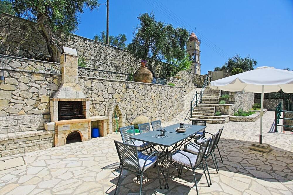 Photo of Patio Balcony in Vlachopoulatika