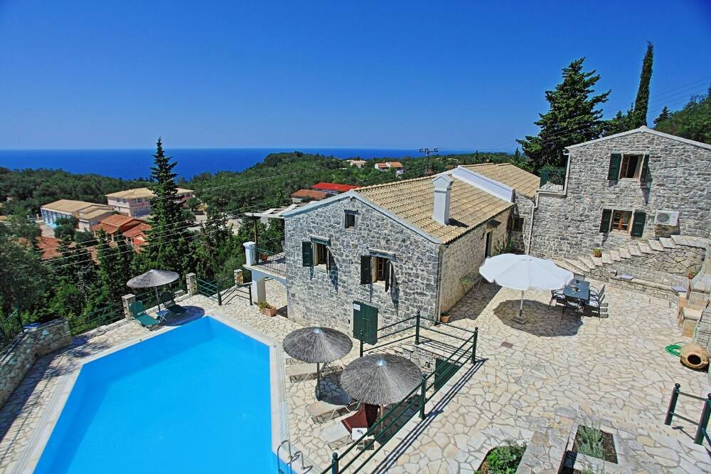 Photo of Outdoor in Vlachopoulatika