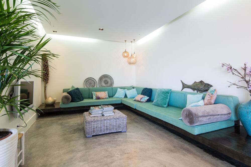 Photo of Livingroom in Evgiros