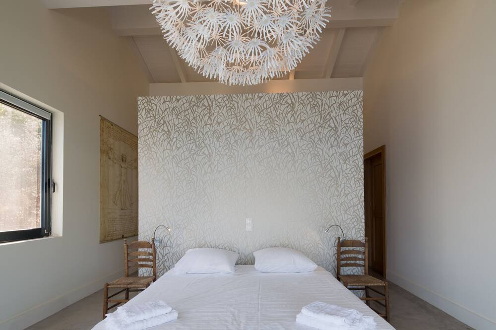 Photo of Bedroom in Evgiros