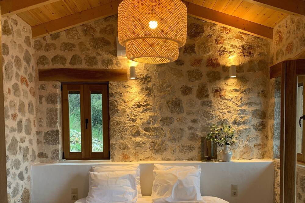 Photo of Bedroom in Evgiros