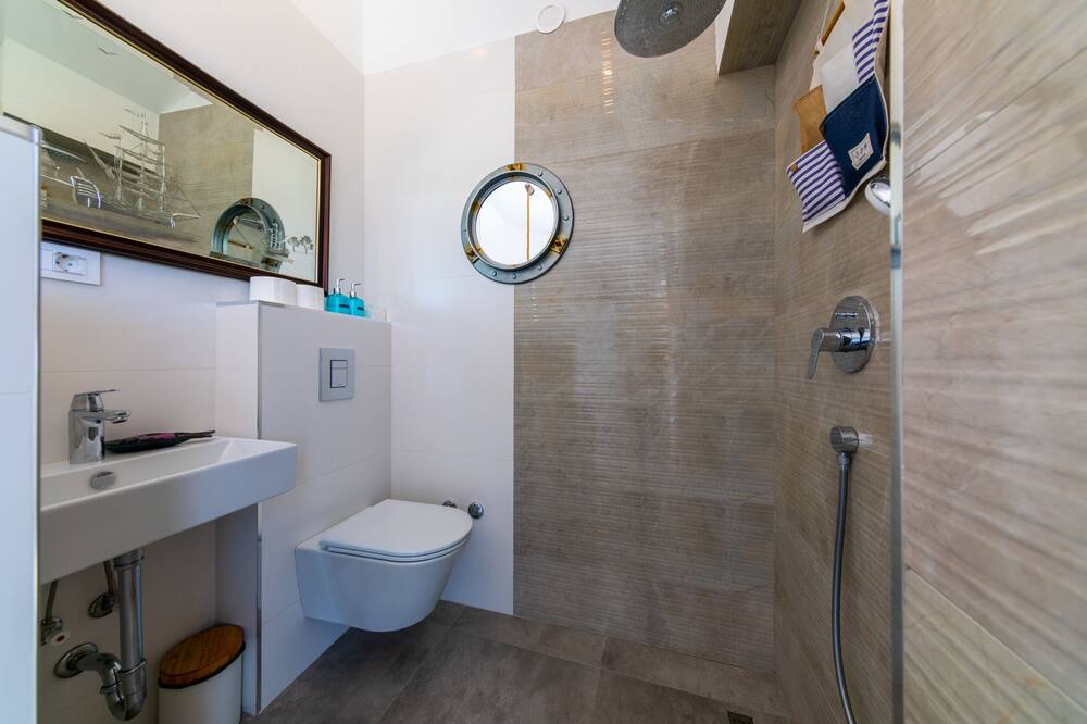 Photo of Bathroom in Klinci