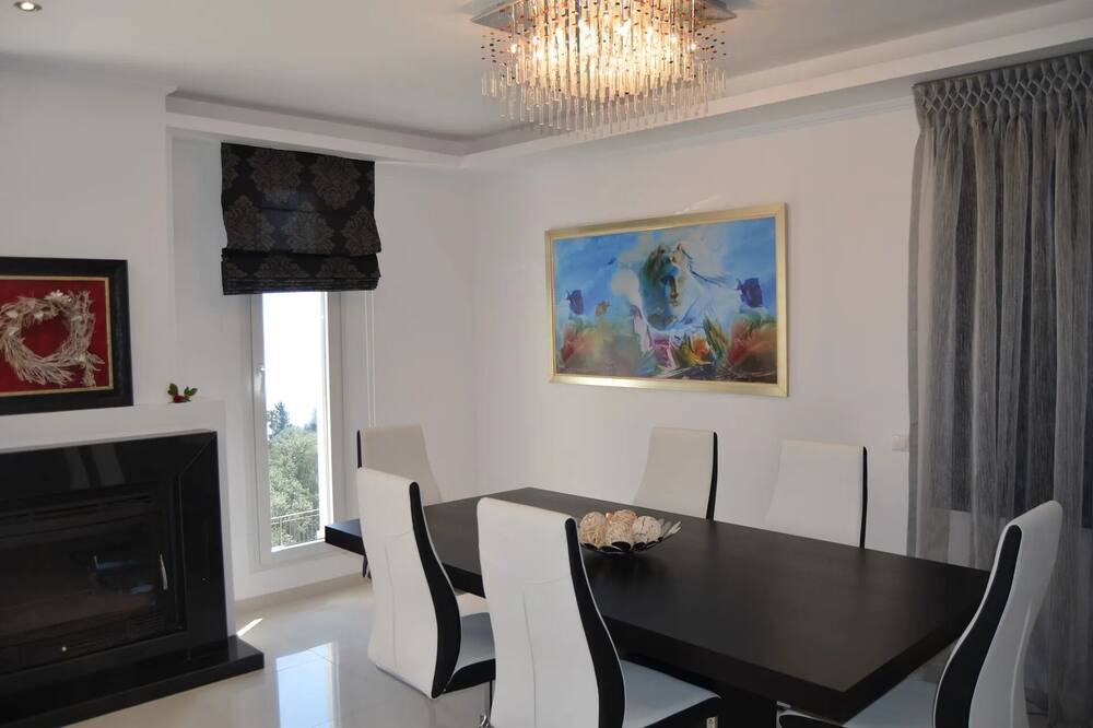 Photo of Kitchen in Perama