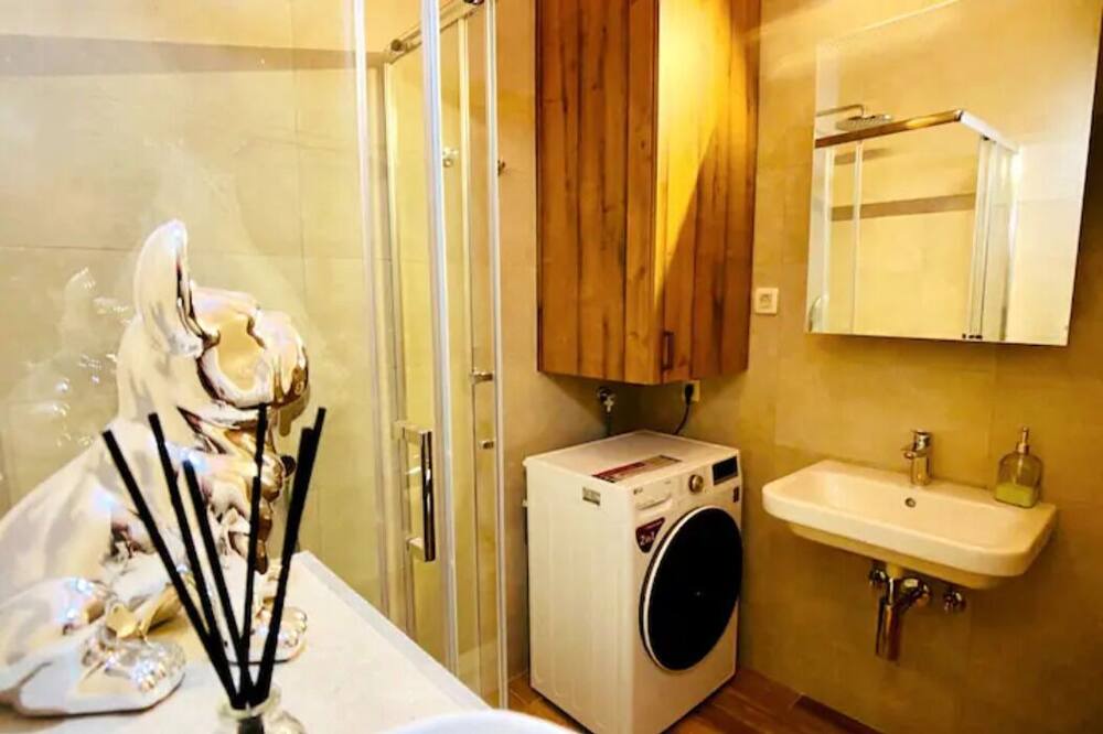 Photo of Bathroom in Tomicici
