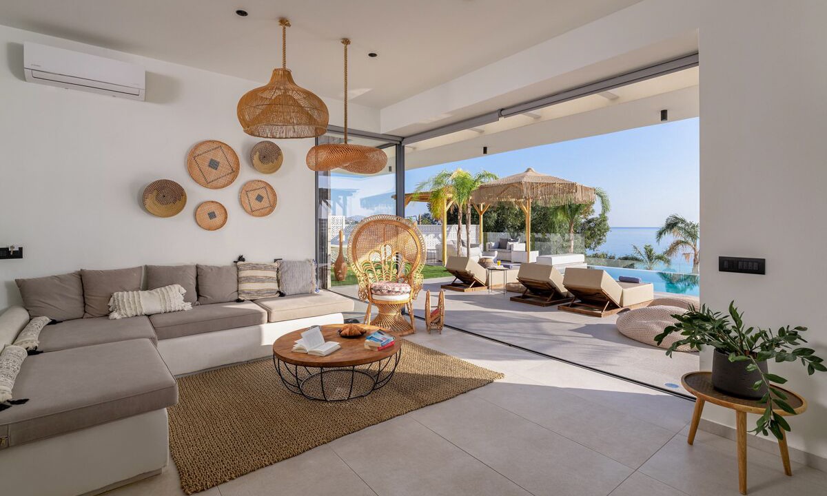 Photo of Livingroom in Lardos