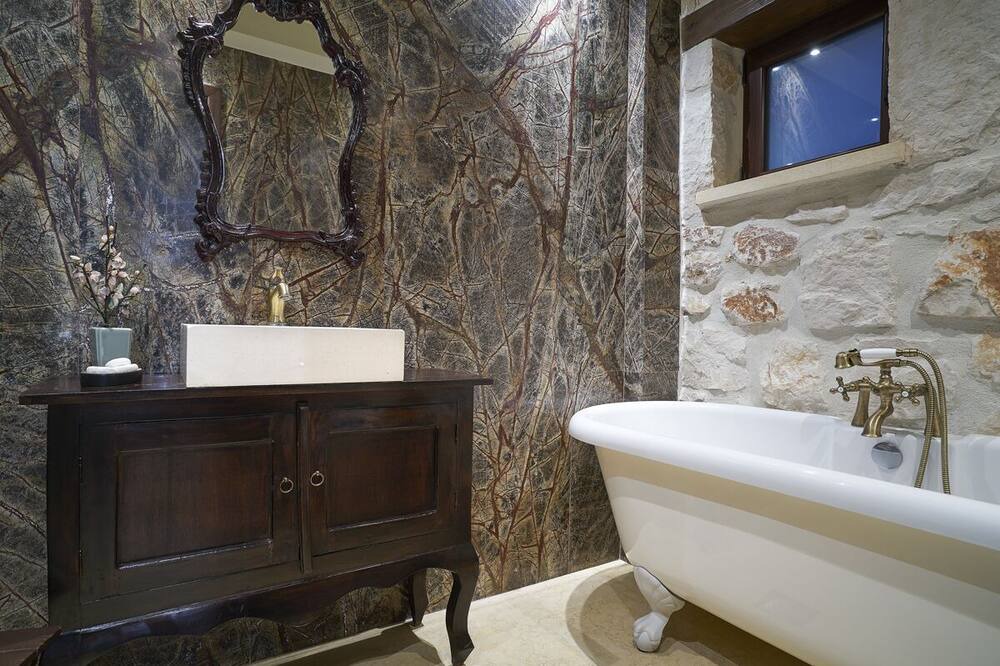 Photo of Bathroom in Kalpaki