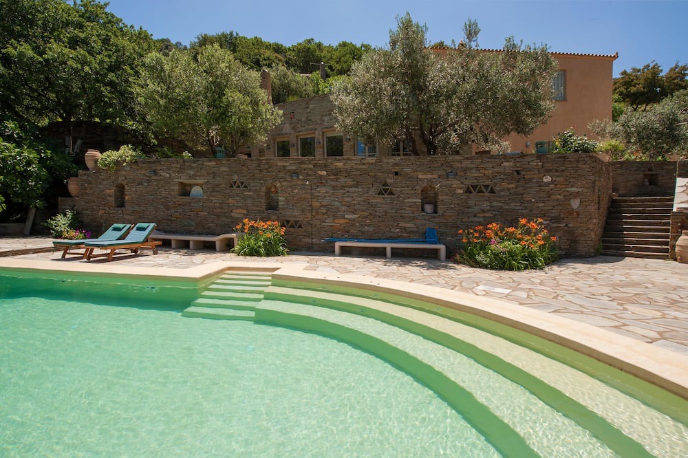 Photo of Outdoor in Andros Town