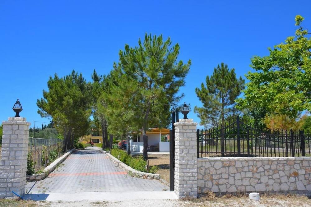 Photo of Outdoor in Melikia