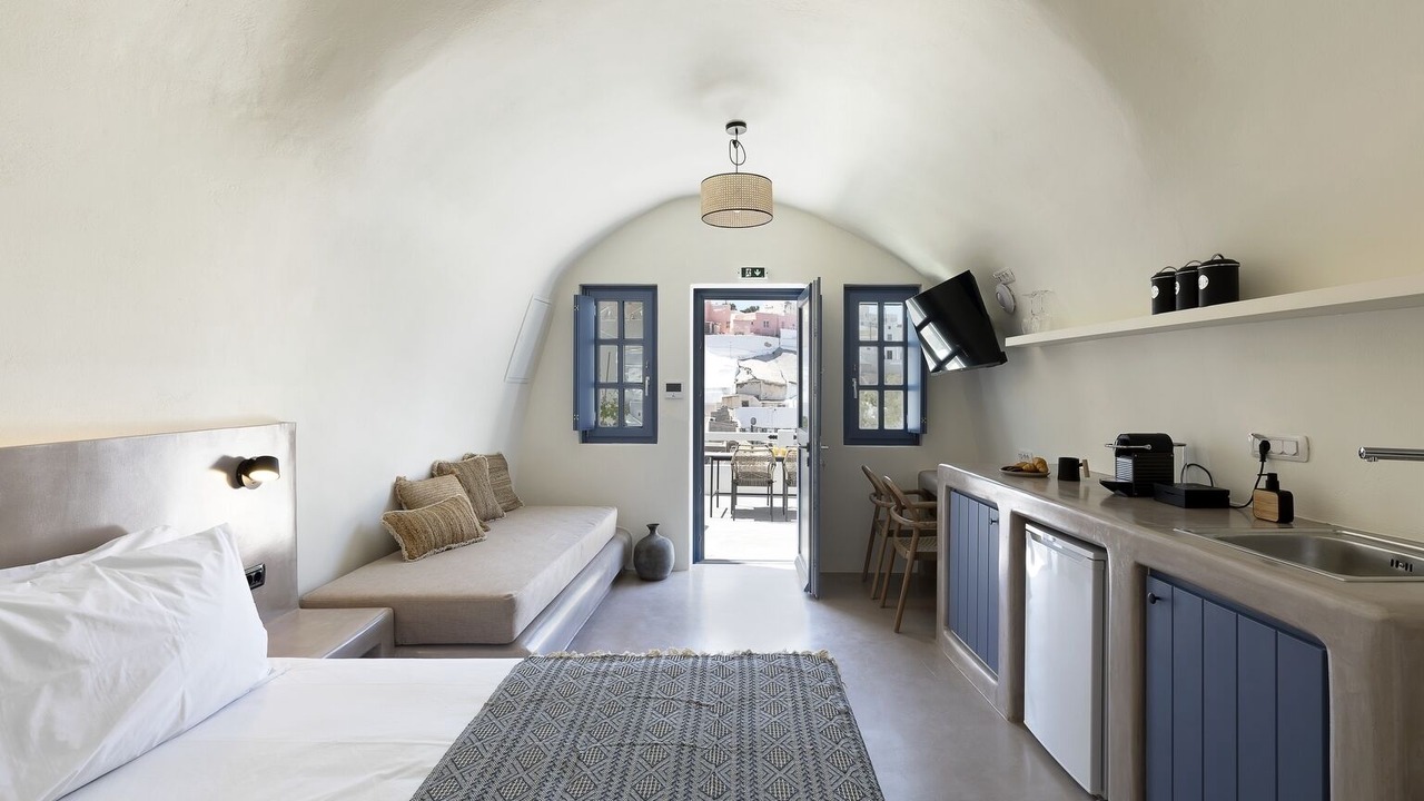 Photo of Bedroom in Messaria