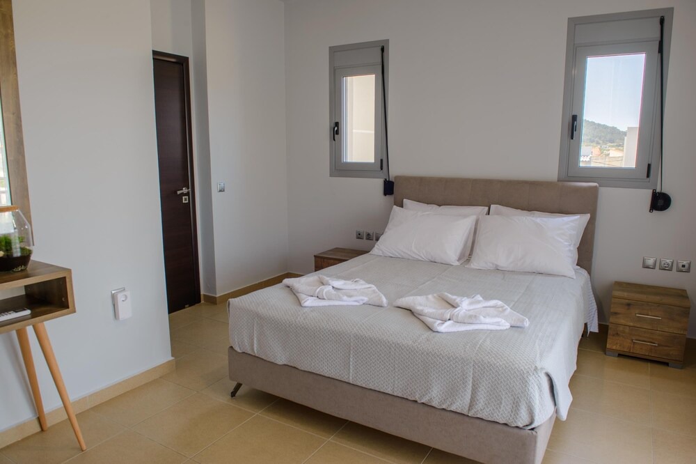 Photo of Bedroom in Petaloudes