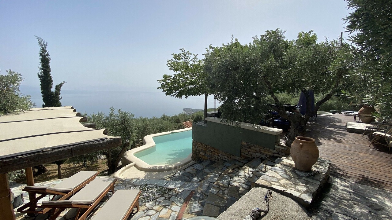 Photo of Outdoor in Pinakates