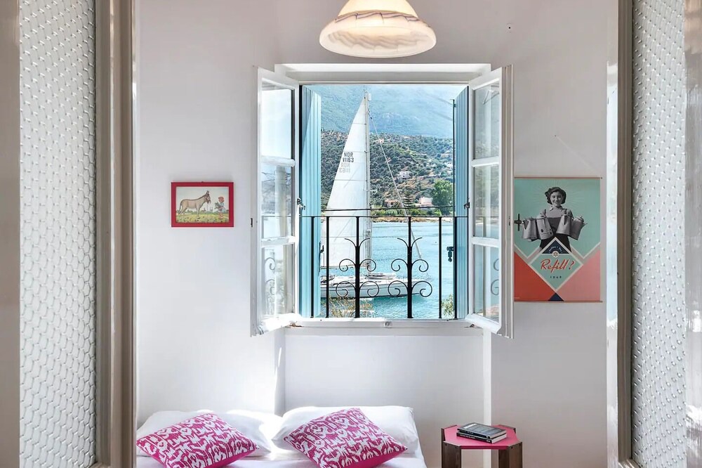 Photo of Bedroom in Poros