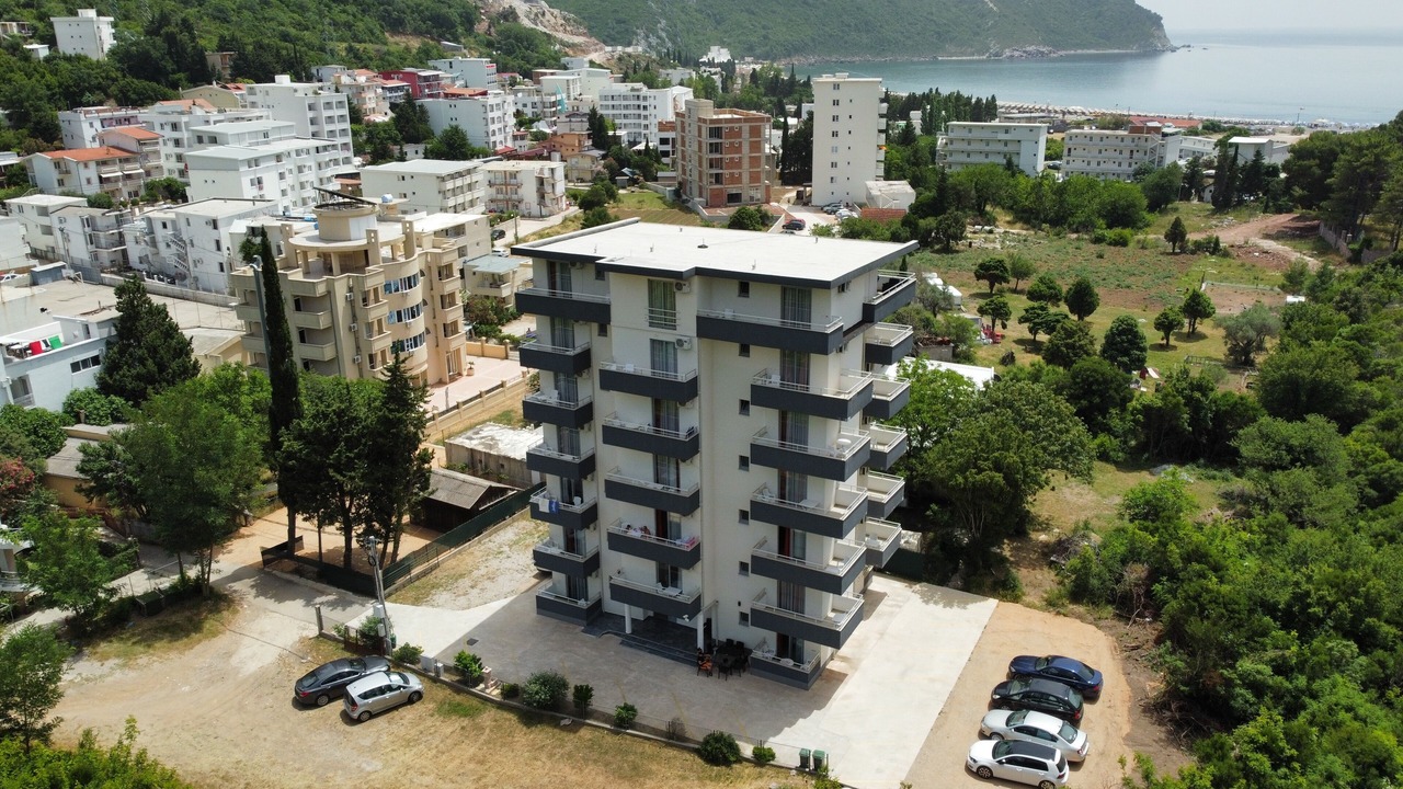 Photo of Outdoor in Canj