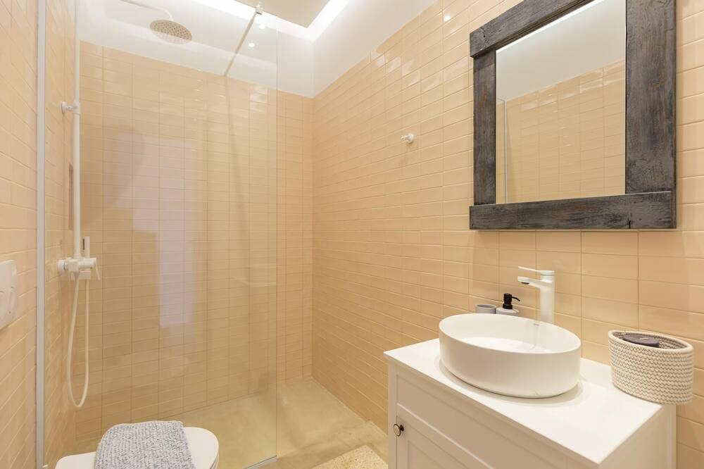Photo of Bathroom in Pirgi