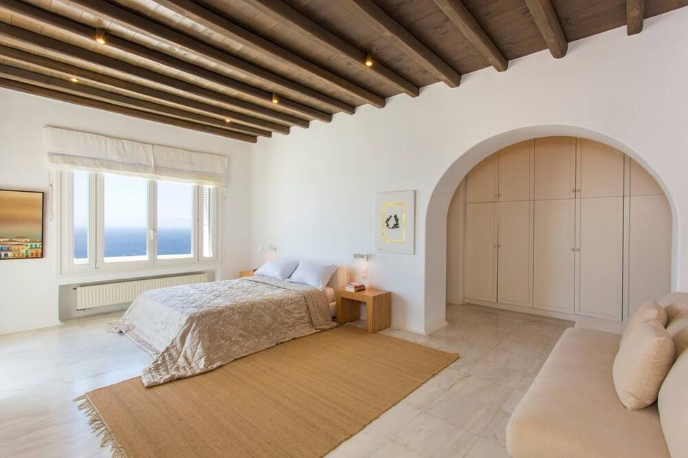 Photo of Bedroom in Glastros