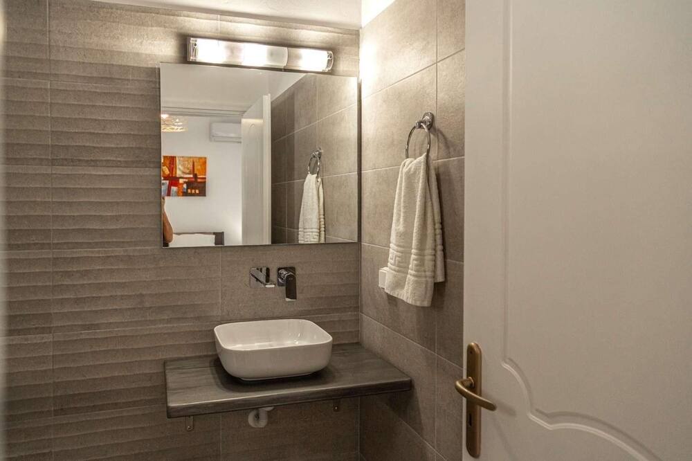 Photo of Bathroom in Vlachata