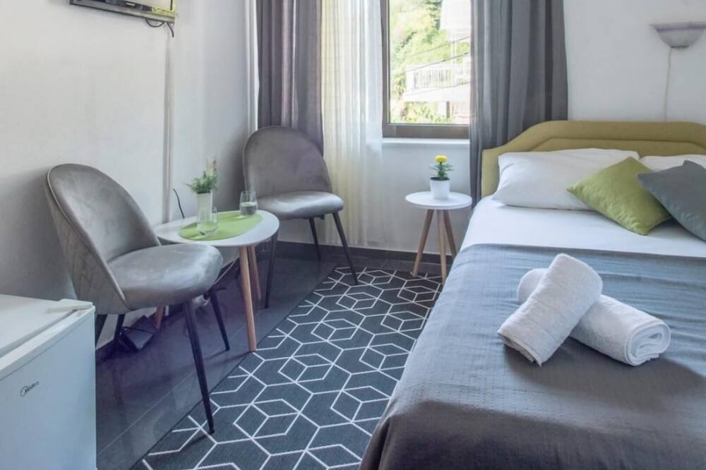 Photo of Bedroom in Lepetane