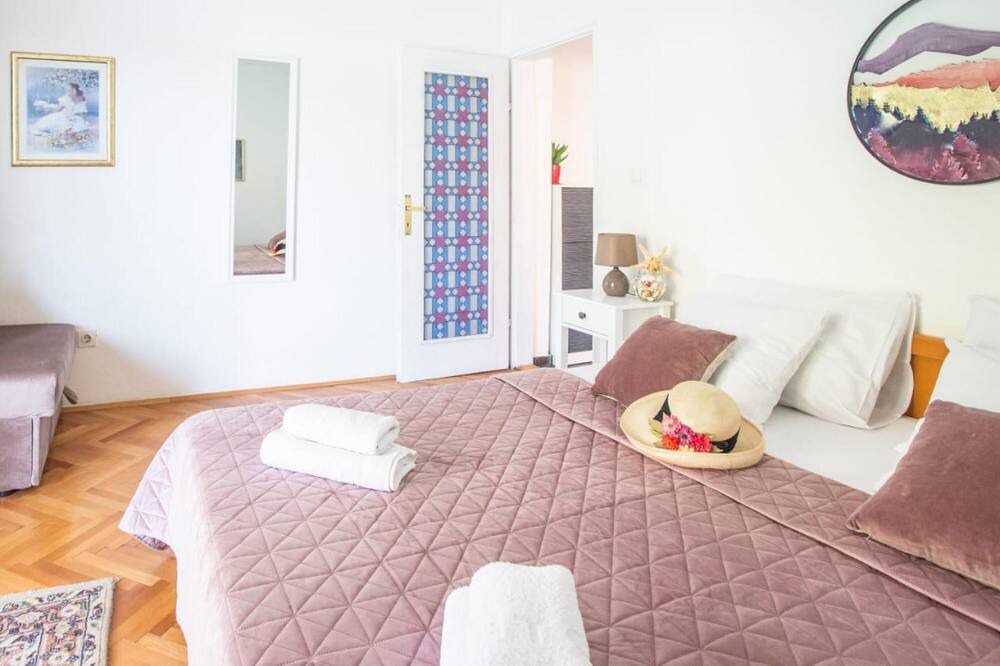 Photo of Bedroom in Lepetane