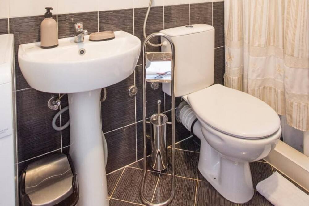 Photo of Bathroom in Lepetane