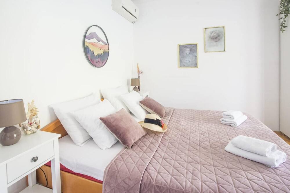 Photo of Bedroom in Lepetane