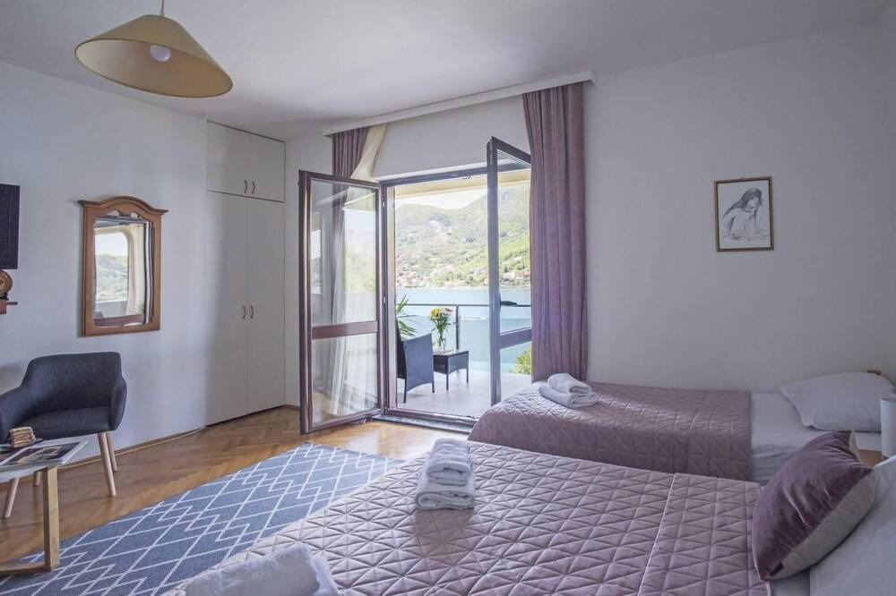 Photo of Bedroom in Lepetane