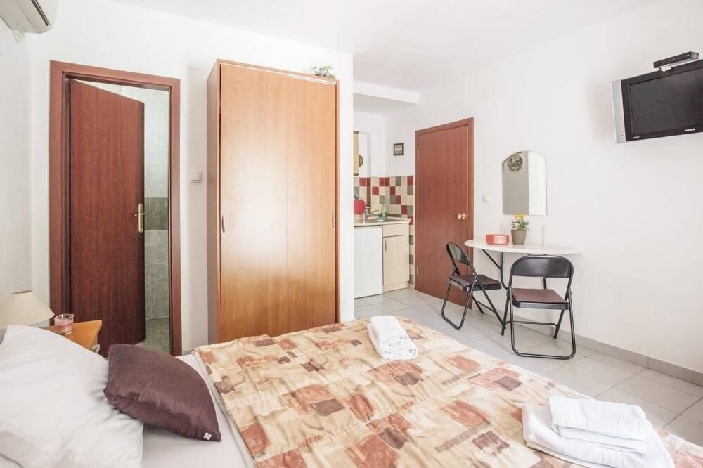 Photo of Bedroom in Lepetane