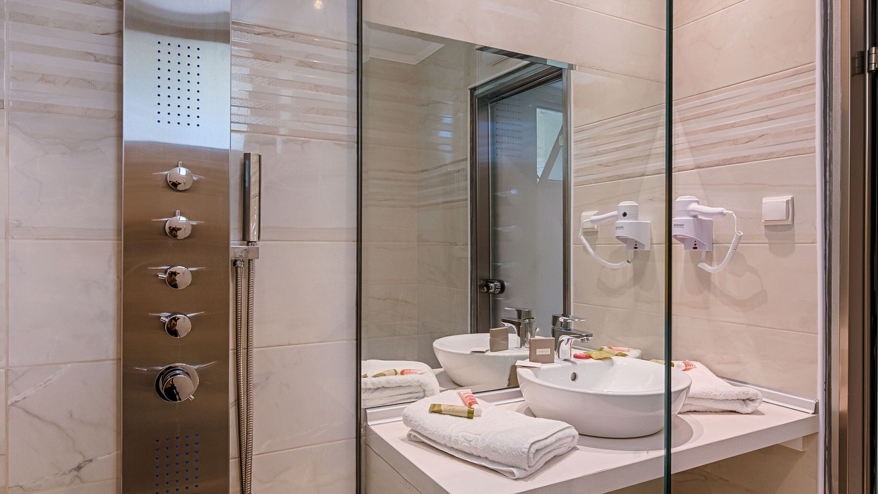 Photo of Bathroom in Ialyssos