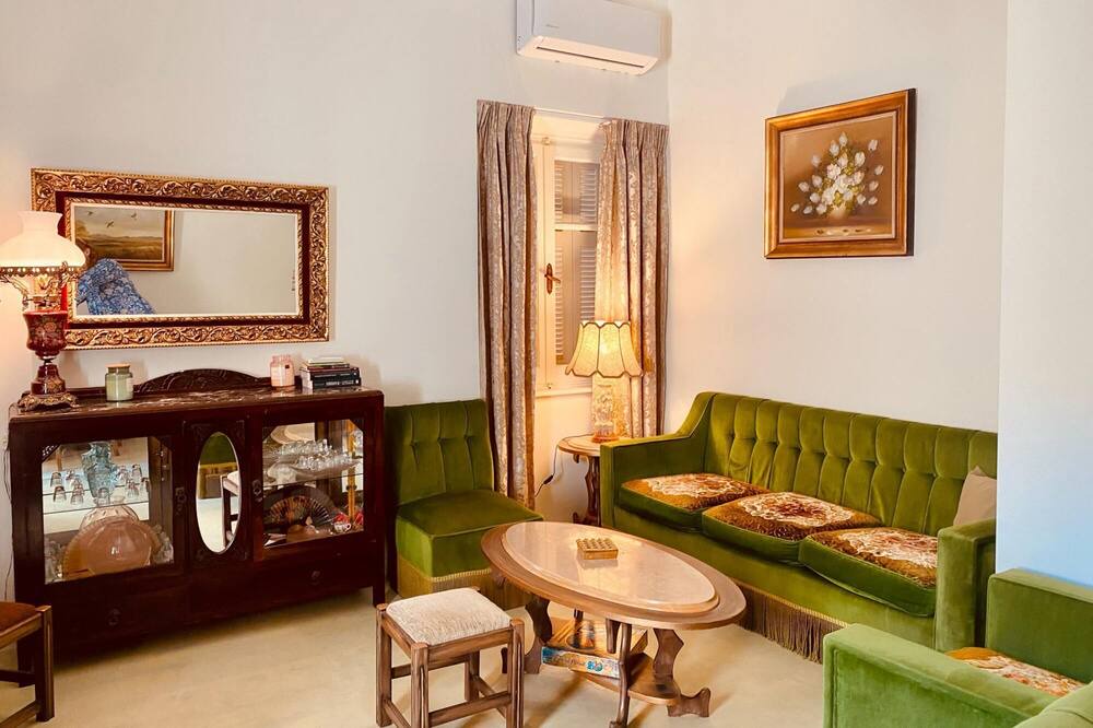 Photo of Livingroom in Old Town