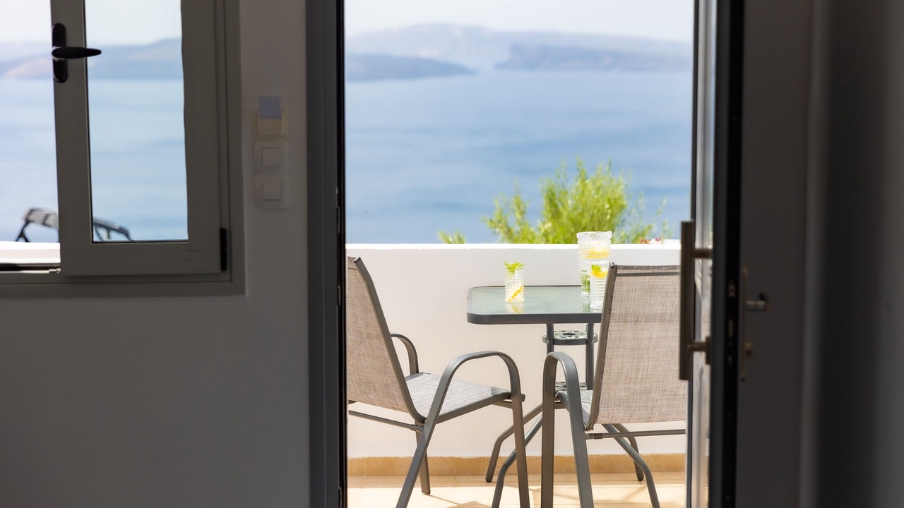 Photo of Bedroom in Oia