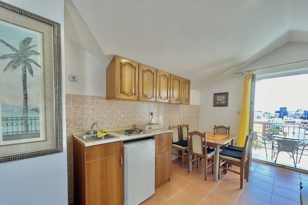 Photo of Kitchen in Maini