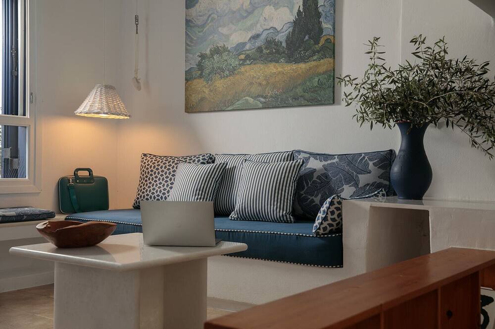 Photo of Livingroom in Stelida