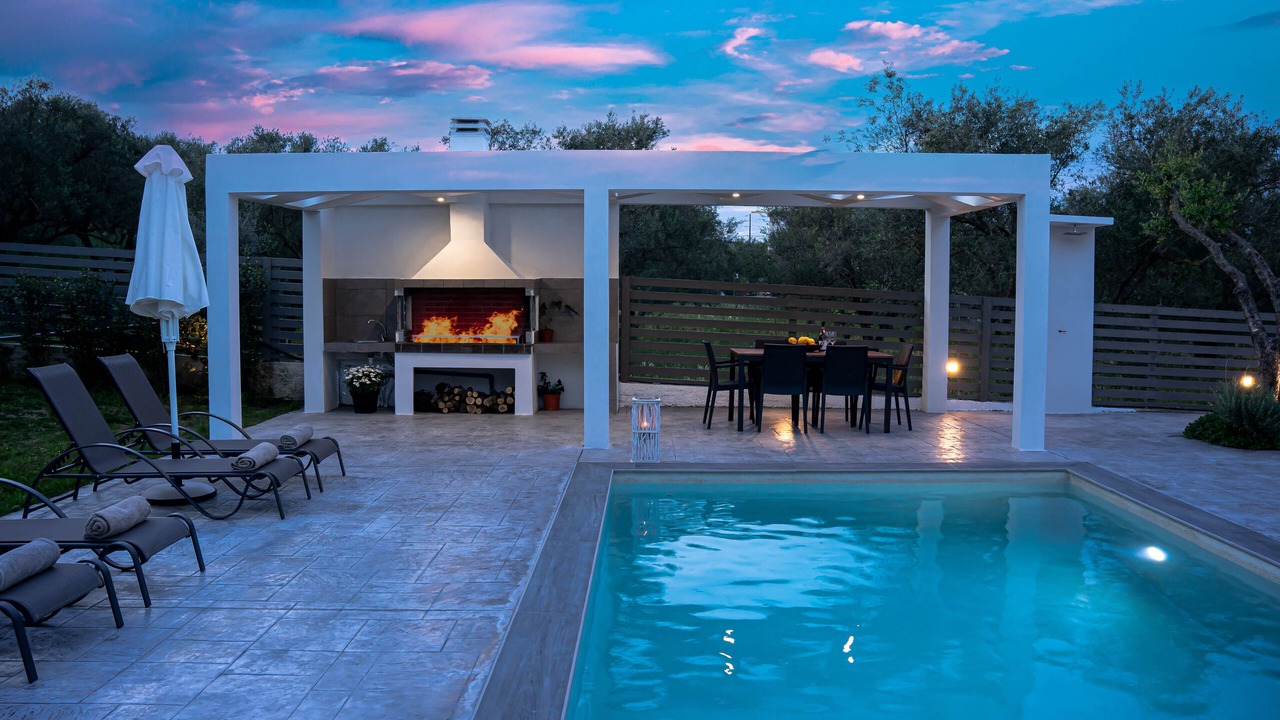 Photo of Outdoor in Neromilos