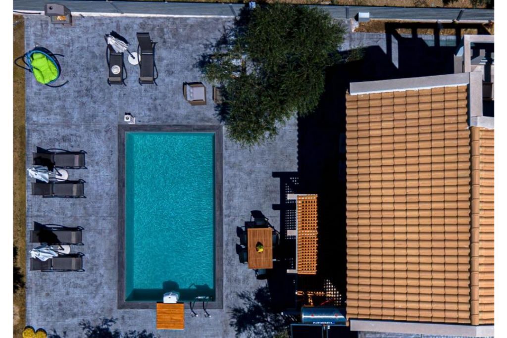 Photo of Outdoor in Neromilos
