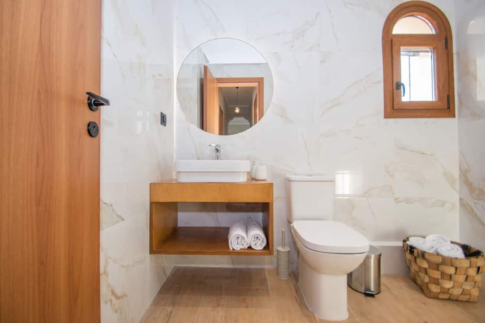 Photo of Bathroom in Ayios Kirikos
