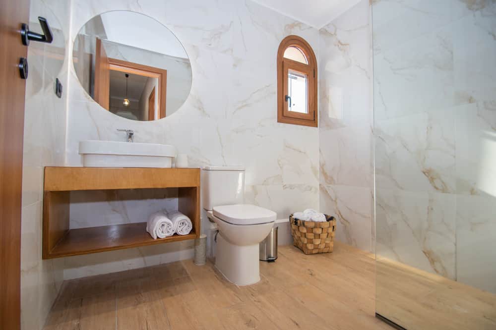 Photo of Bathroom in Ayios Kirikos