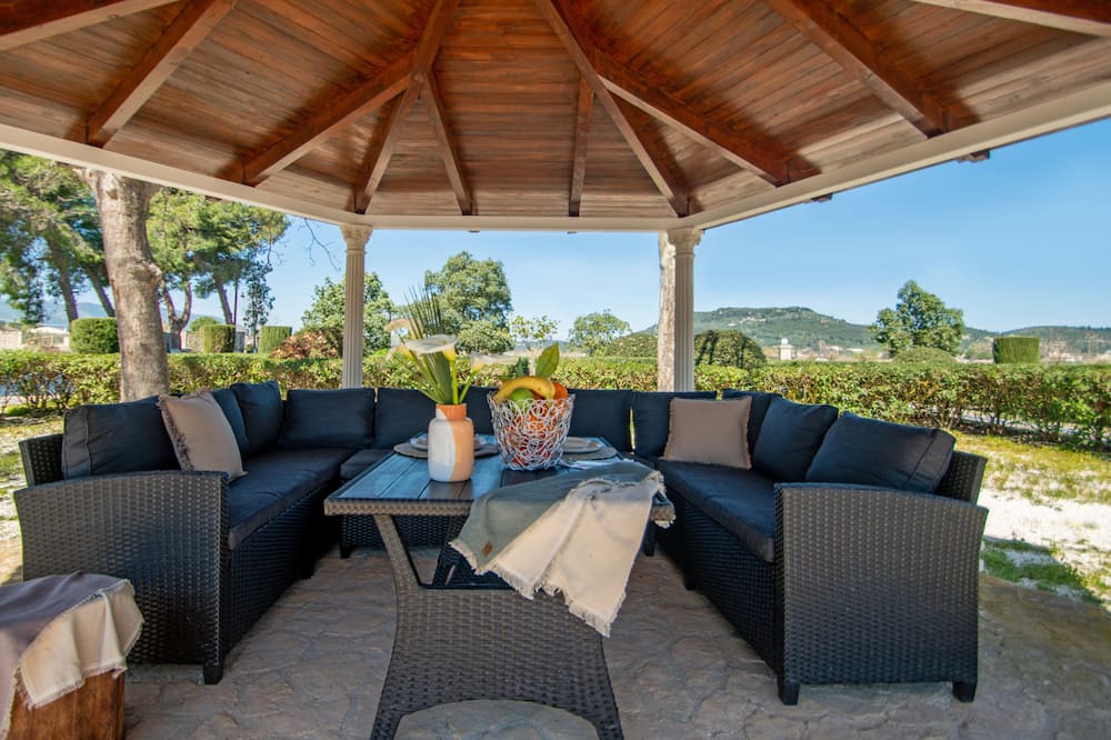 Photo of Patio Balcony in Ayios Kirikos